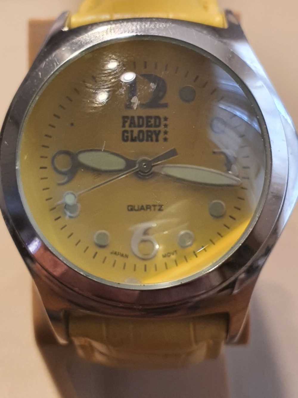 🦋10/$20🦋 Faded Glory Silver/Yellow Leather Women's Watch
